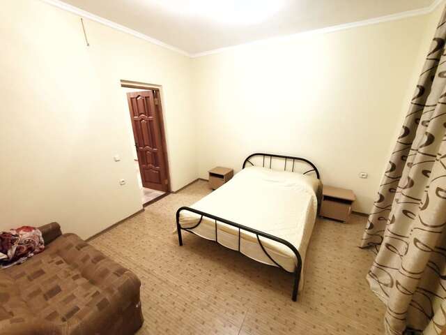 Отели типа «постель и завтрак» Hotel Liana Гагра-12